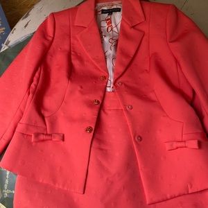 NWT Nipon Boutique two piece skirt & blazer. Sz12